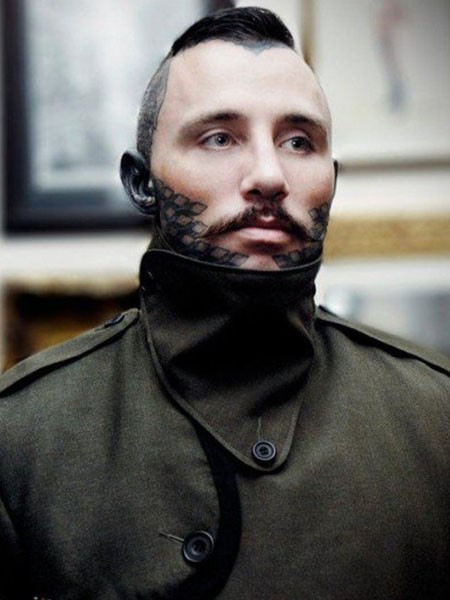 35 cele mai bune idei de tatuaje pentru barbati in 2020