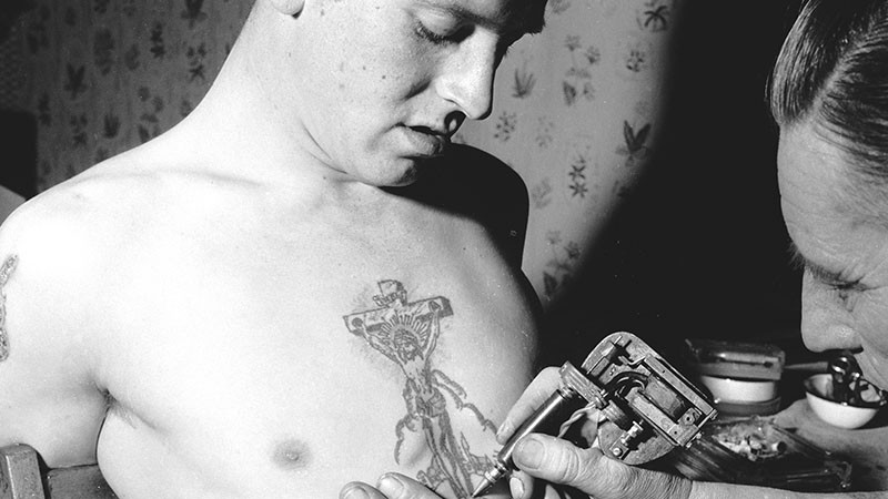 35 cele mai bune idei de tatuaje pentru barbati in 2020